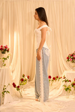 Load image into Gallery viewer, Rebel Rose Jeans
